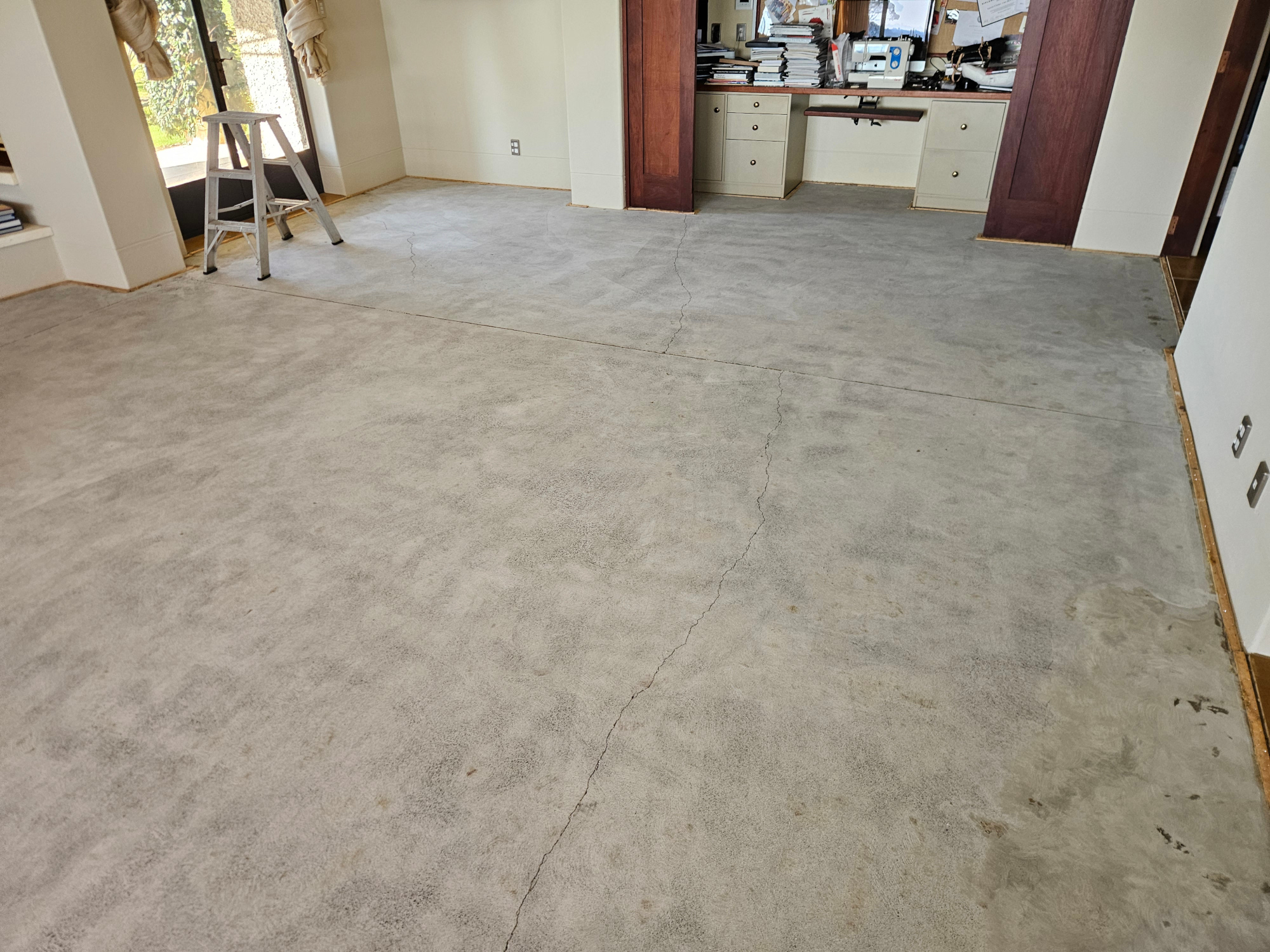 Completed laminate flooring finish